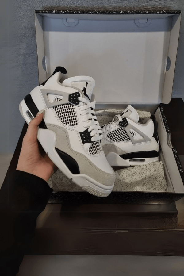 Jordan 4